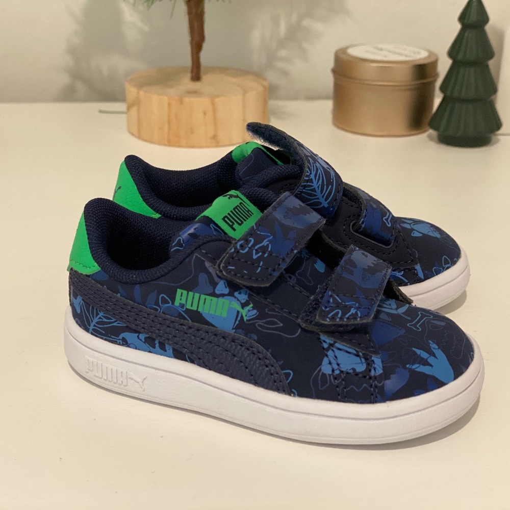 Puma sneakers